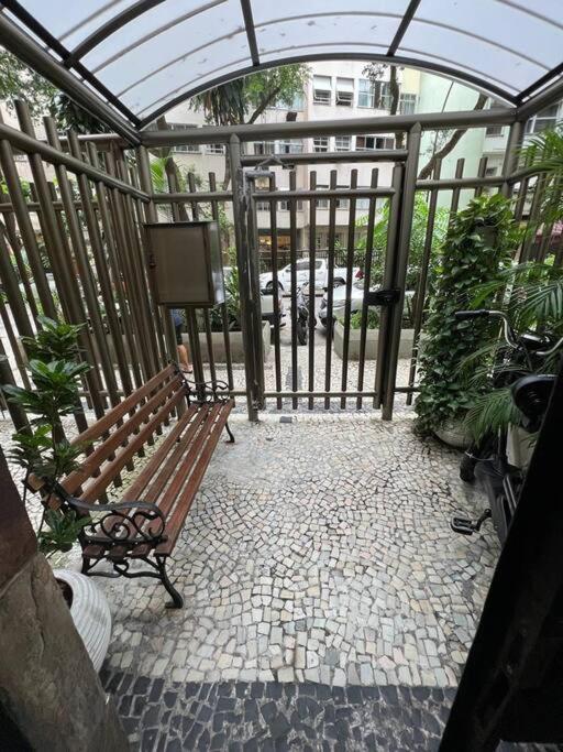 Loft Em Copacabana A Duas Quadras Da Praia Rio de Janeiro Exterior foto